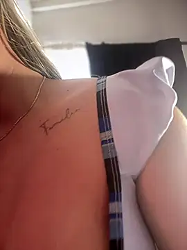 MayaMoanXXX online show from 10/23/25, 01:10