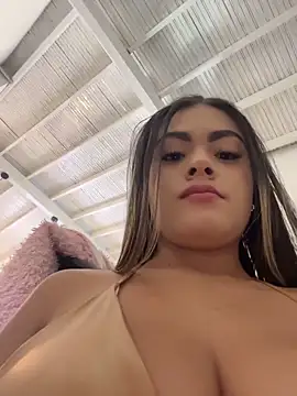 MayaMoanXXX online show from 11/18/25, 01:25