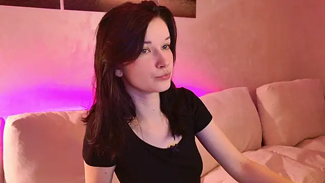 Snapshot of sweet_strawber chatting on 10/05/25, 08:21 sweet strawber online show from 10/05/25, 08:21