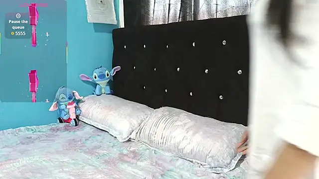 Maron baez 18 online show from 10/28/25, 02:49