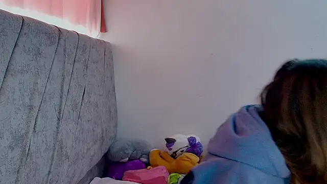 kimmy vegga2 online show from 10/22/25, 04:28