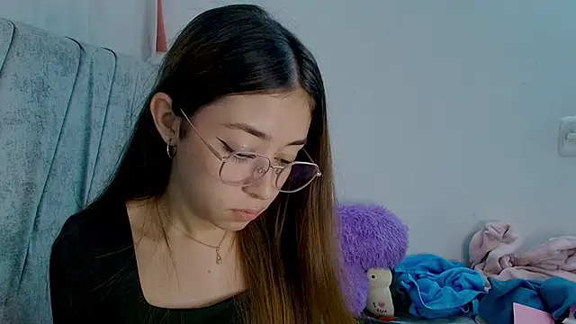 kimmy vegga2 online show from 10/22/25, 04:01