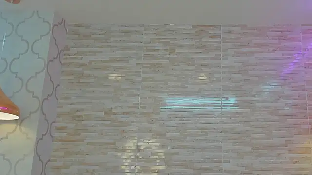 AliceVegga online show from 11/28/25, 03:07