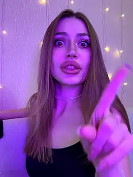 Elizabeth Tay online show from 11/29/25, 05:46