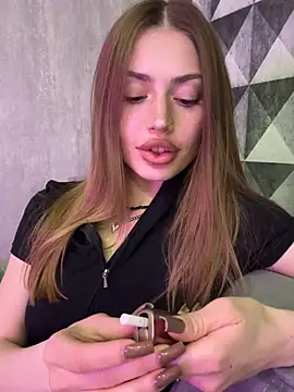 Elizabeth Tay online show from 03/27/26, 06:31