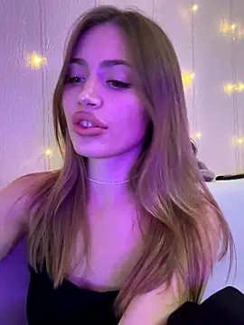 Elizabeth Tay online show from 11/12/25, 04:44