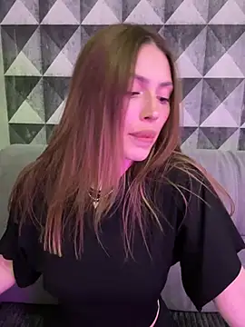 Elizabeth Tay online show from 03/22/26, 05:58