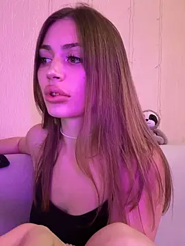 Elizabeth Tay online show from 11/13/25, 03:49