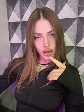 Elizabeth Tay online show from 04/02/26, 06:03