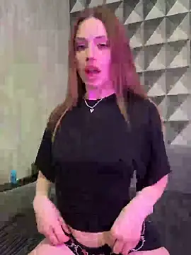 Elizabeth Tay online show from 04/13/26, 06:45