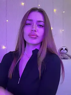 Elizabeth Tay online show from 12/18/25, 06:34