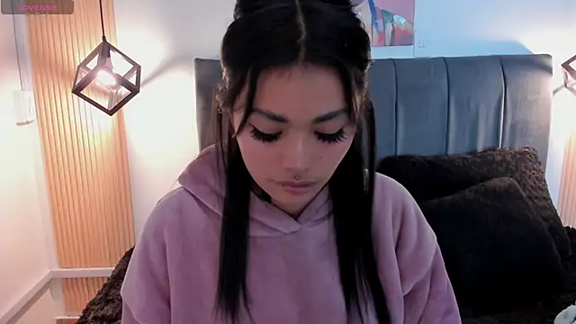 Snapshot of Evaa_rosee_ chatting on 09/29/25, 11:49 Evaa rosee online show from 09/29/25, 11:49