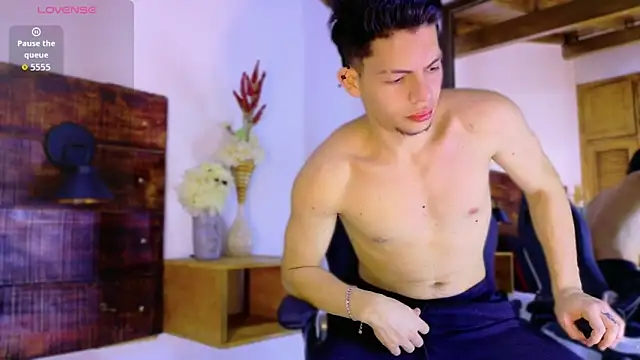 JhosuaVega online show from 04/05/26, 02:40