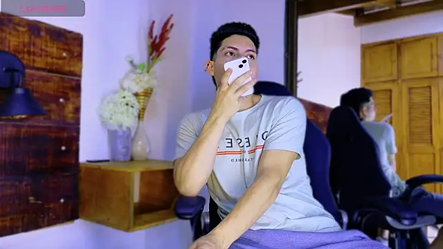 JhosuaVega online show from 04/11/26, 02:08