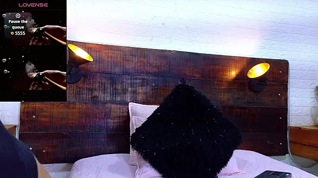 JhosuaVega online show from 10/17/25, 06:53