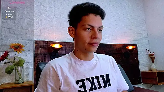 JhosuaVega online show from 11/08/25, 09:40