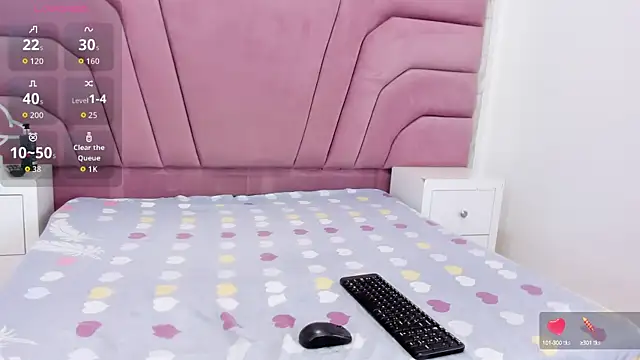 miajhonsonx online show from 10/15/25, 12:46