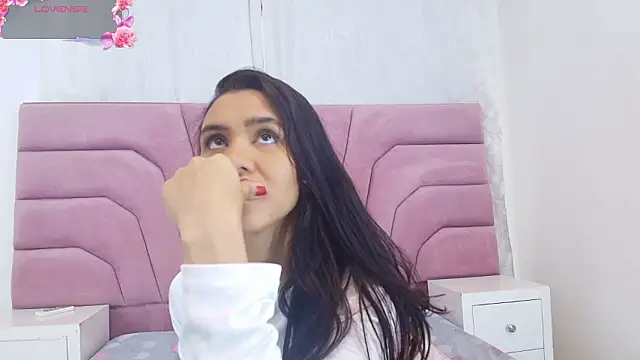 miajhonsonx online show from 03/24/26, 03:12