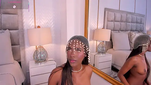 DakotaWangi online show from 04/07/26, 03:52