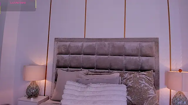 DakotaWangi online show from 03/20/26, 02:56