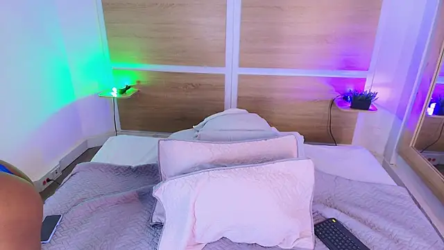 ValeryCortezm online show from 02/17/26, 12:46