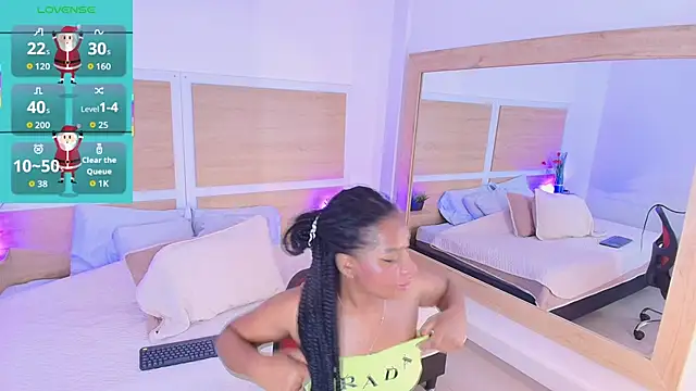 ValeryCortezm online show from 11/11/25, 12:22