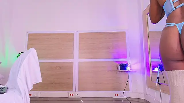 ValeryCortezm online show from 01/17/26, 01:04