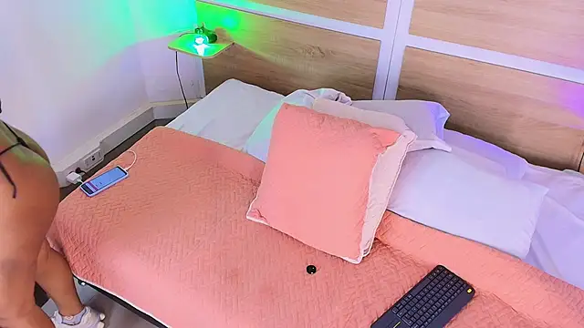 ValeryCortezm online show from 02/16/26, 12:26