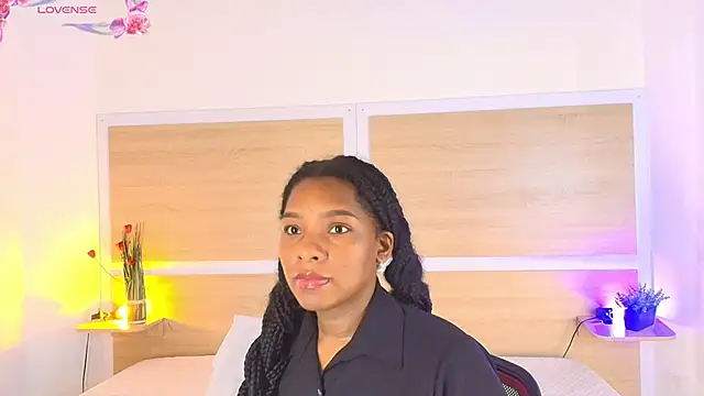 ValeryCortezm online show from 11/01/25, 01:49