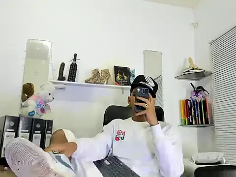 xxKamadevaxx online show from 03/18/26, 01:35