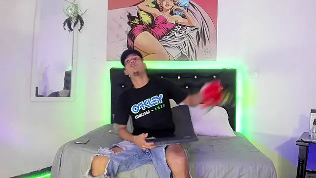 Snapshot of xxKamadevaxx chatting on 11/03/25, 12:31 xxKamadevaxx online show from 11/03/25, 12:31