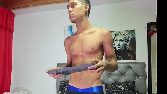 Snapshot of xxKamadevaxx chatting on 10/09/25, 12:38 xxKamadevaxx online show from 10/09/25, 12:38