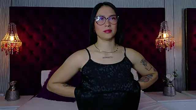 Snapshot of CataScott_ chatting on 11/12/25, 01:59 CataScott online show from 11/12/25, 01:59