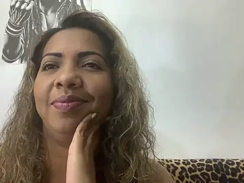 Snapshot of RochyKasdelan chatting on 10/29/25, 10:31 RochyKasdelan online show from 10/29/25, 10:31