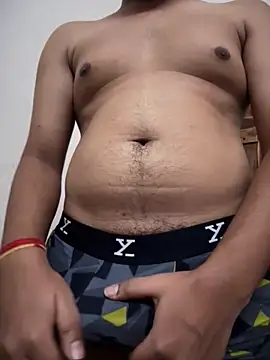 Snapshot of engineerboy14 chatting on 11/24/25, 10:59 engineerboy14 online show from 11/24/25, 10:59