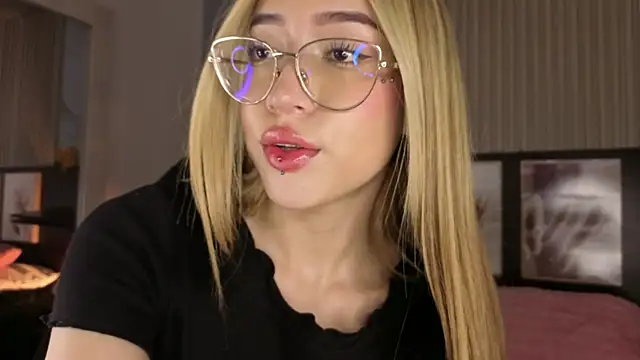 tokyoluu online show from 09/25/25, 07:31