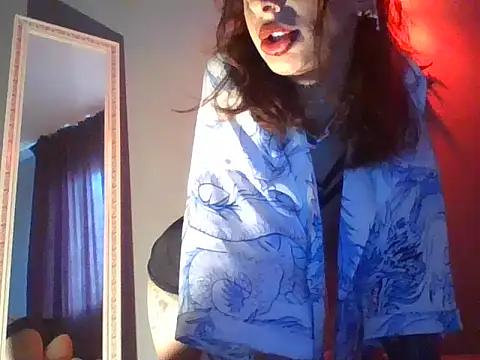 Snapshot of Monica_uwu chatting on 10/07/25, 11:00 Monica uwu online show from 10/07/25, 11:00