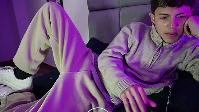 NaytonFreeman online show from 01/18/26, 03:21