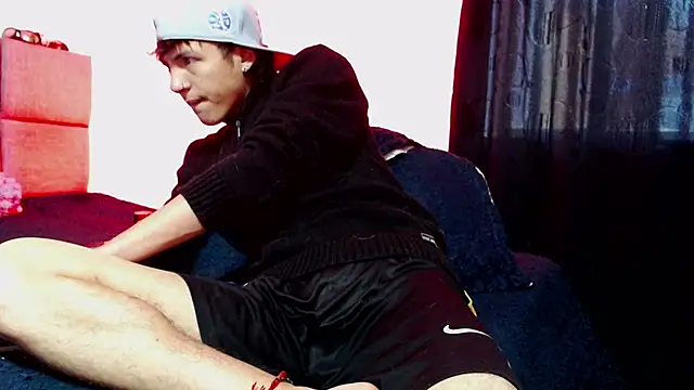 NaytonFreeman online show from 11/18/25, 11:24