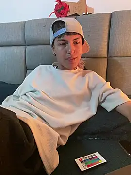 NaytonFreeman online show from 02/25/26, 12:16