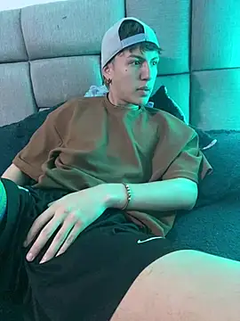 NaytonFreeman online show from 02/18/26, 12:23