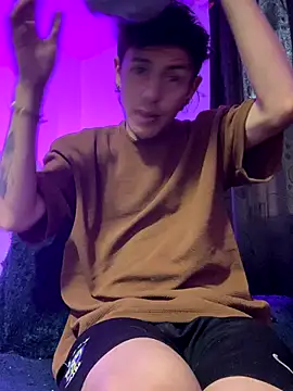 NaytonFreeman online show from 11/14/25, 11:14