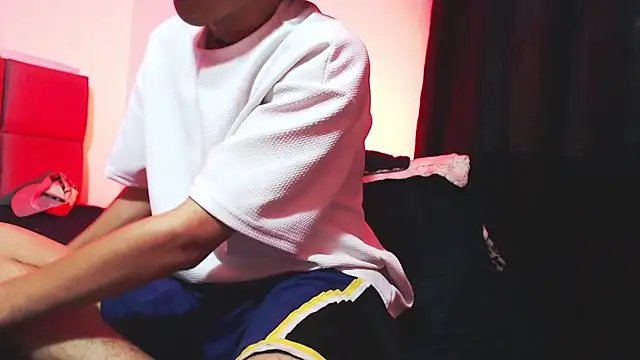 NaytonFreeman online show from 11/28/25, 11:43