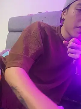 NaytonFreeman online show from 02/02/26, 12:04