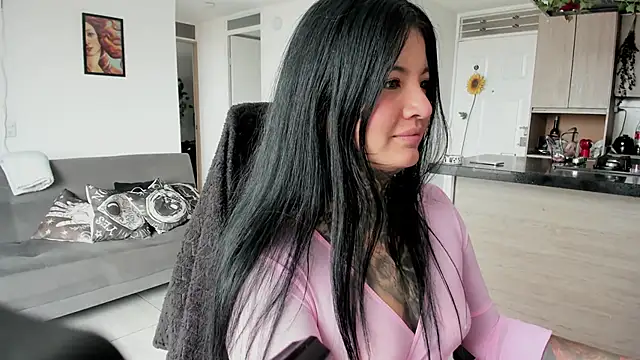 Unatatuada online show from 04/13/26, 08:35