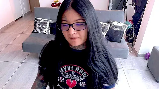 Snapshot of Unatatuada chatting on 01/14/26, 06:33 Unatatuada online show from 01/14/26, 06:33