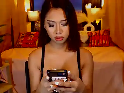 XGoddessOfSatisfactionxX online show from 05/07/26, 11:41