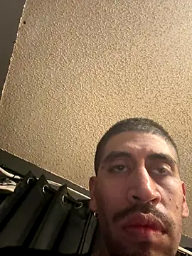 busnfatnutsLildee online show from 12/15/25, 04:18