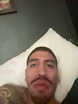 busnfatnutsLildee online show from 12/17/25, 06:13