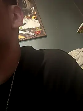 busnfatnutsLildee online show from 12/15/25, 10:04